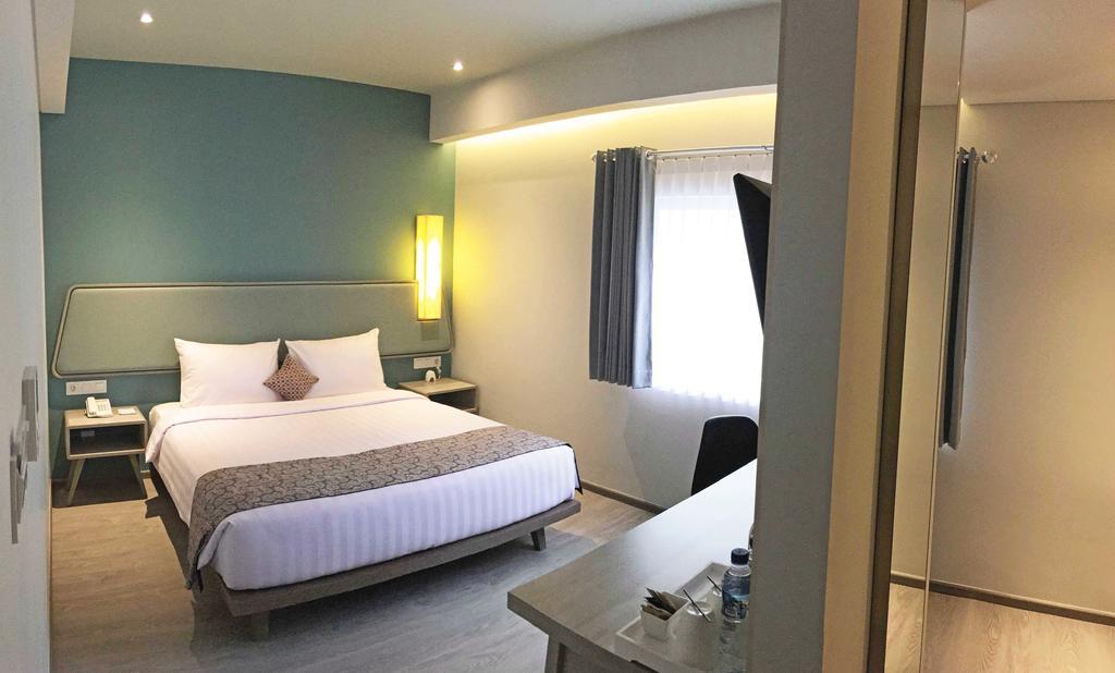 La Lisa Hotel Surabaja Zewnętrze zdjęcie