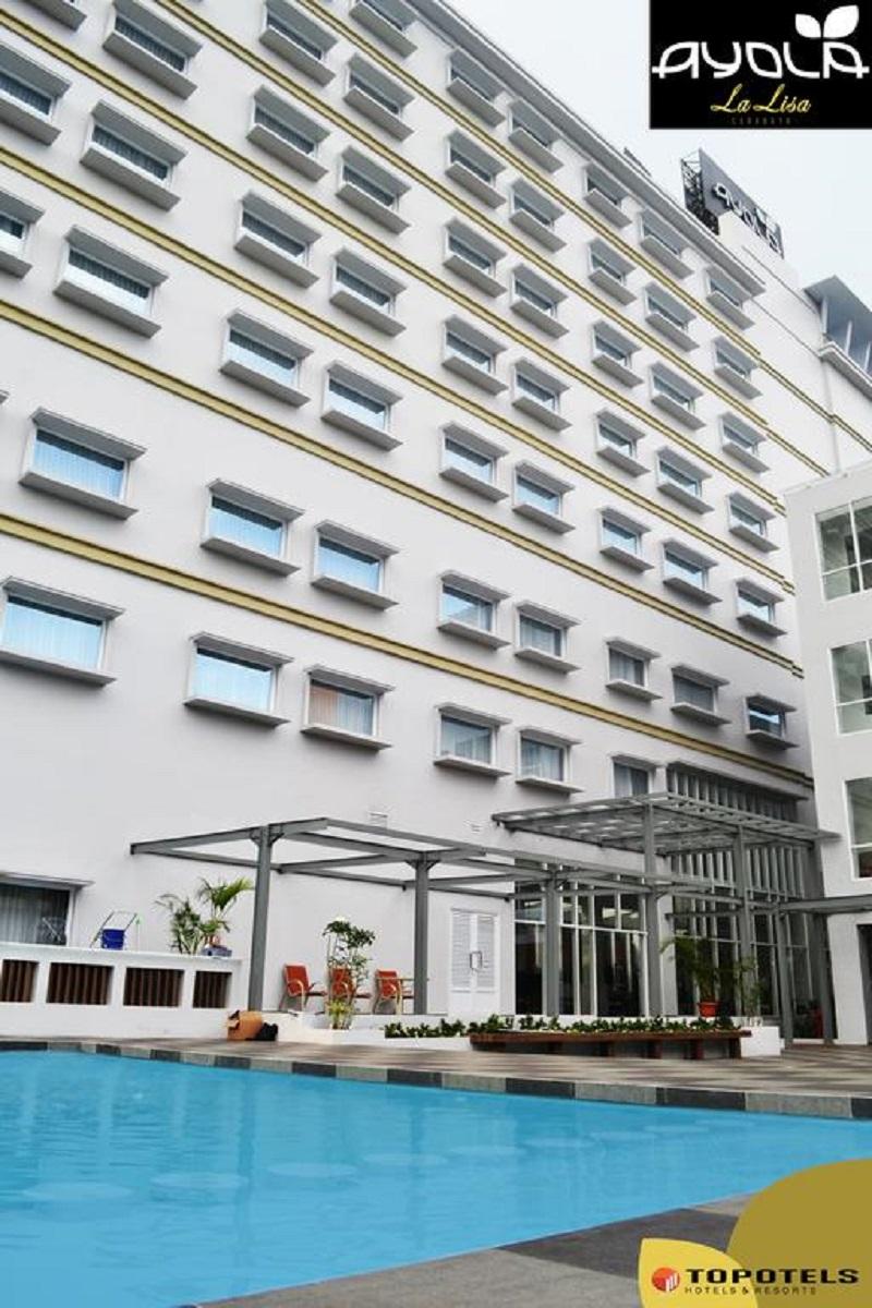 La Lisa Hotel Surabaja Zewnętrze zdjęcie